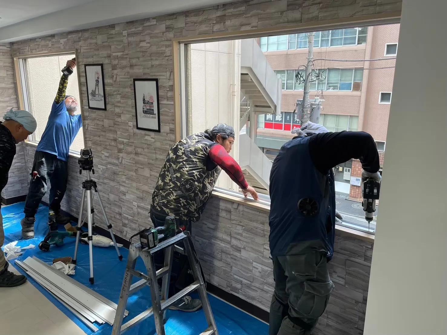 2024年8月  横浜市内ビル  窓リノベーション工事