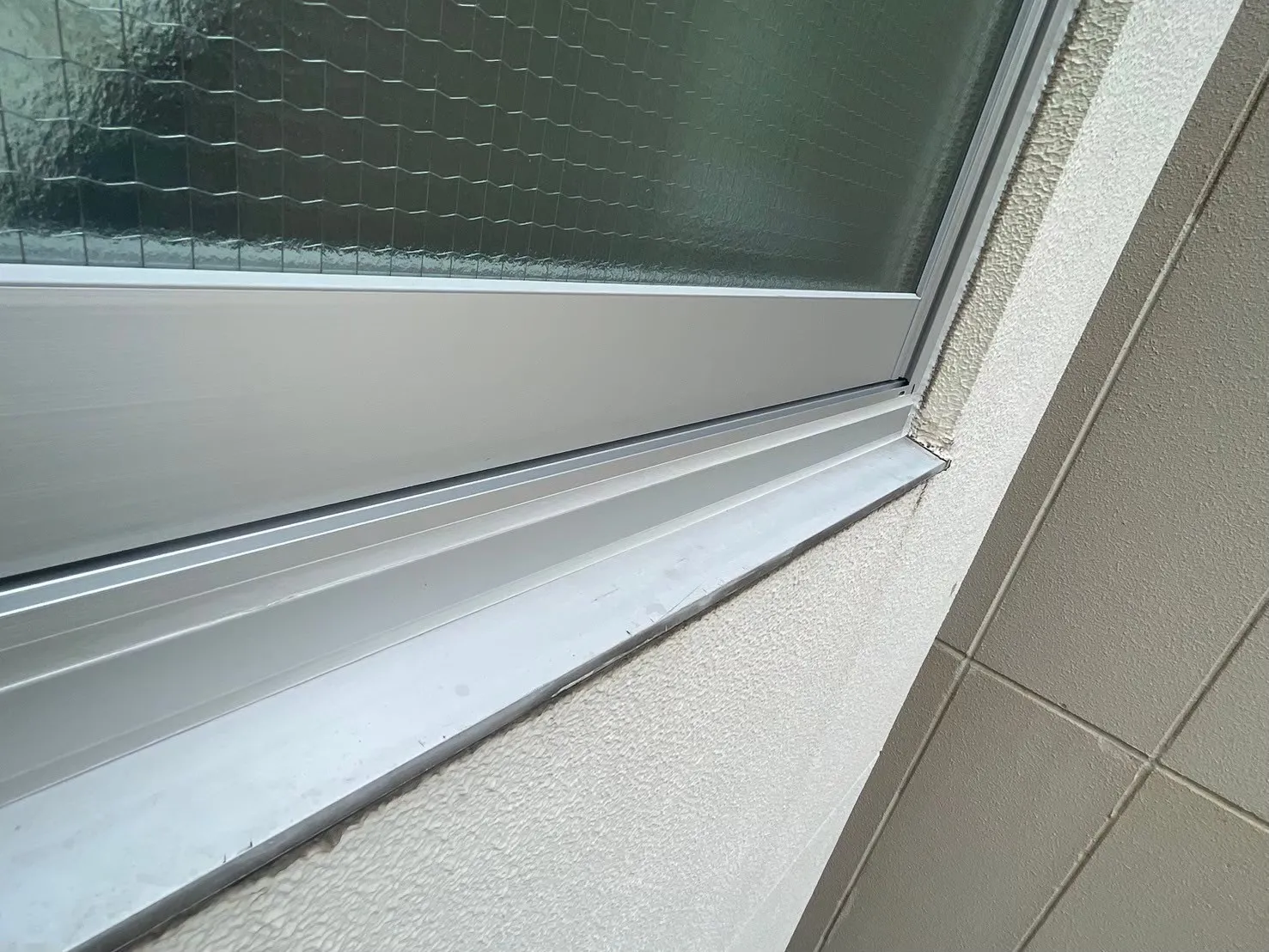 2024年8月  横浜市内ビル  窓リノベーション工事