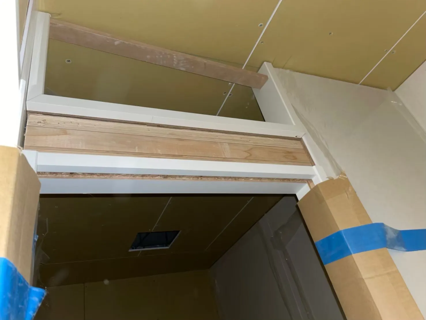 まぐさ、枠取り付け1