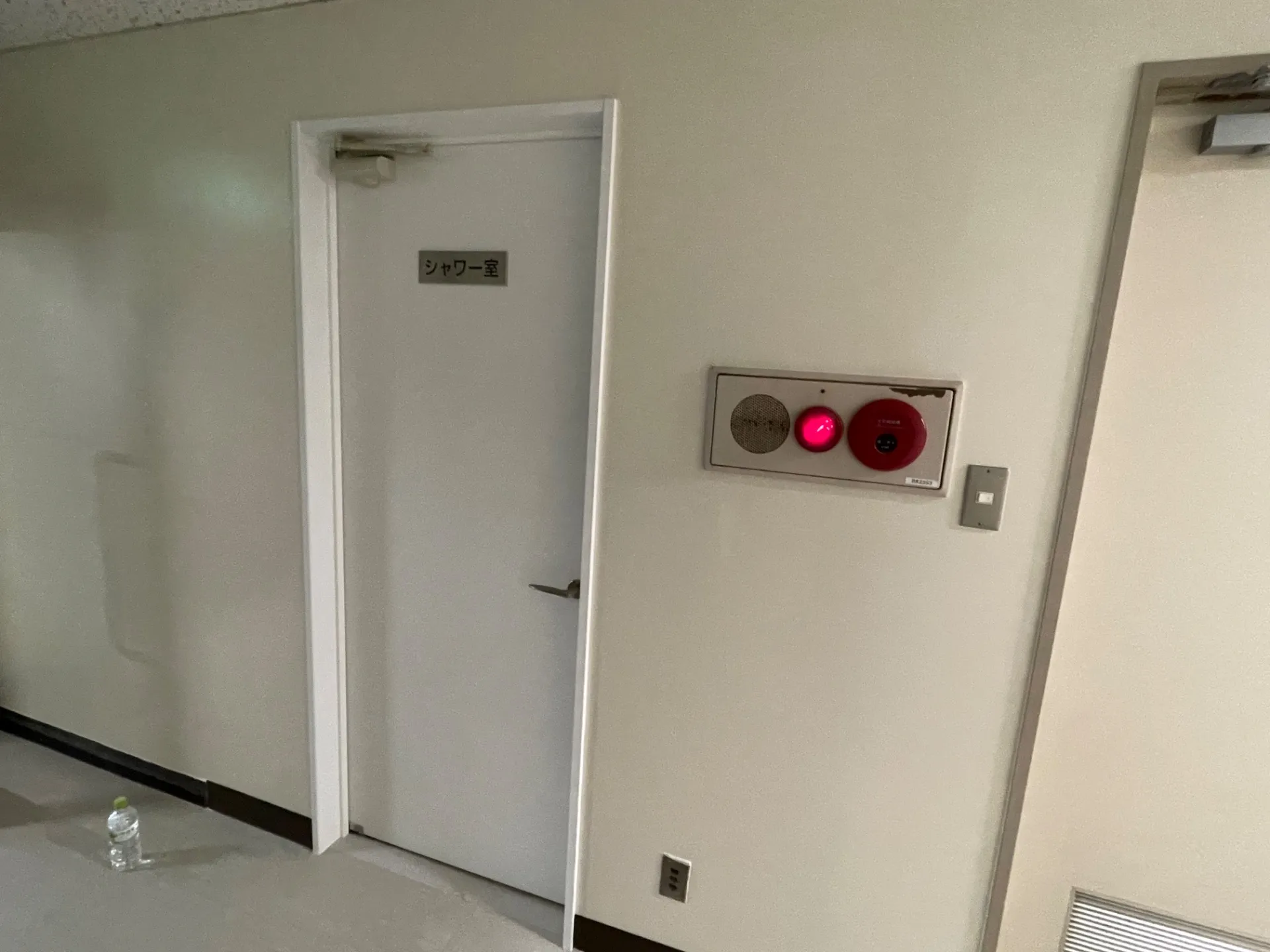 サインプレート設置　　(シャワー室)