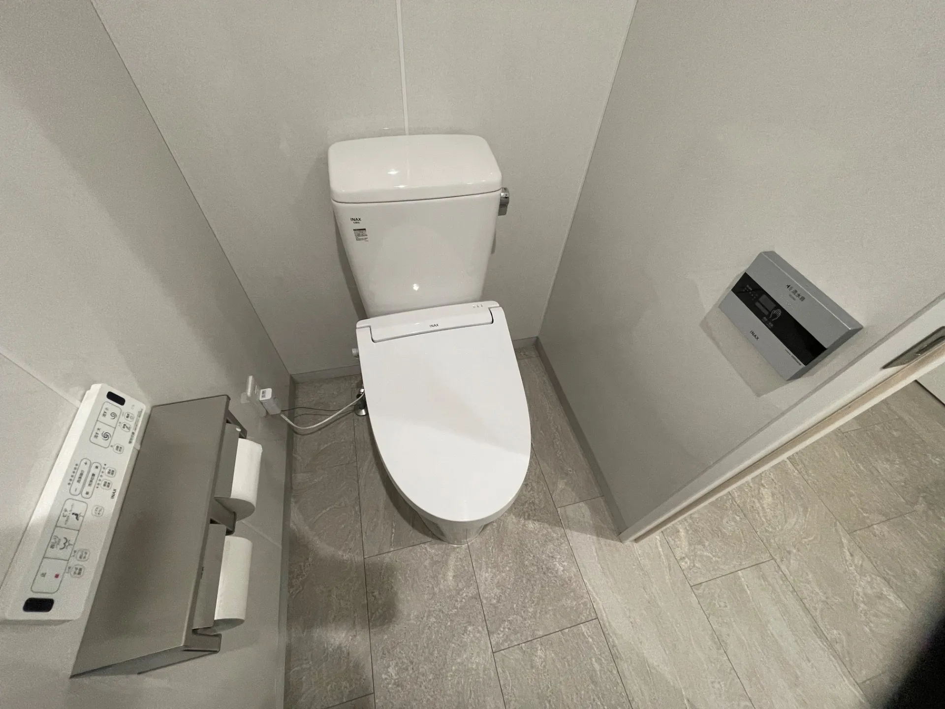 女性トイレ　施工後1