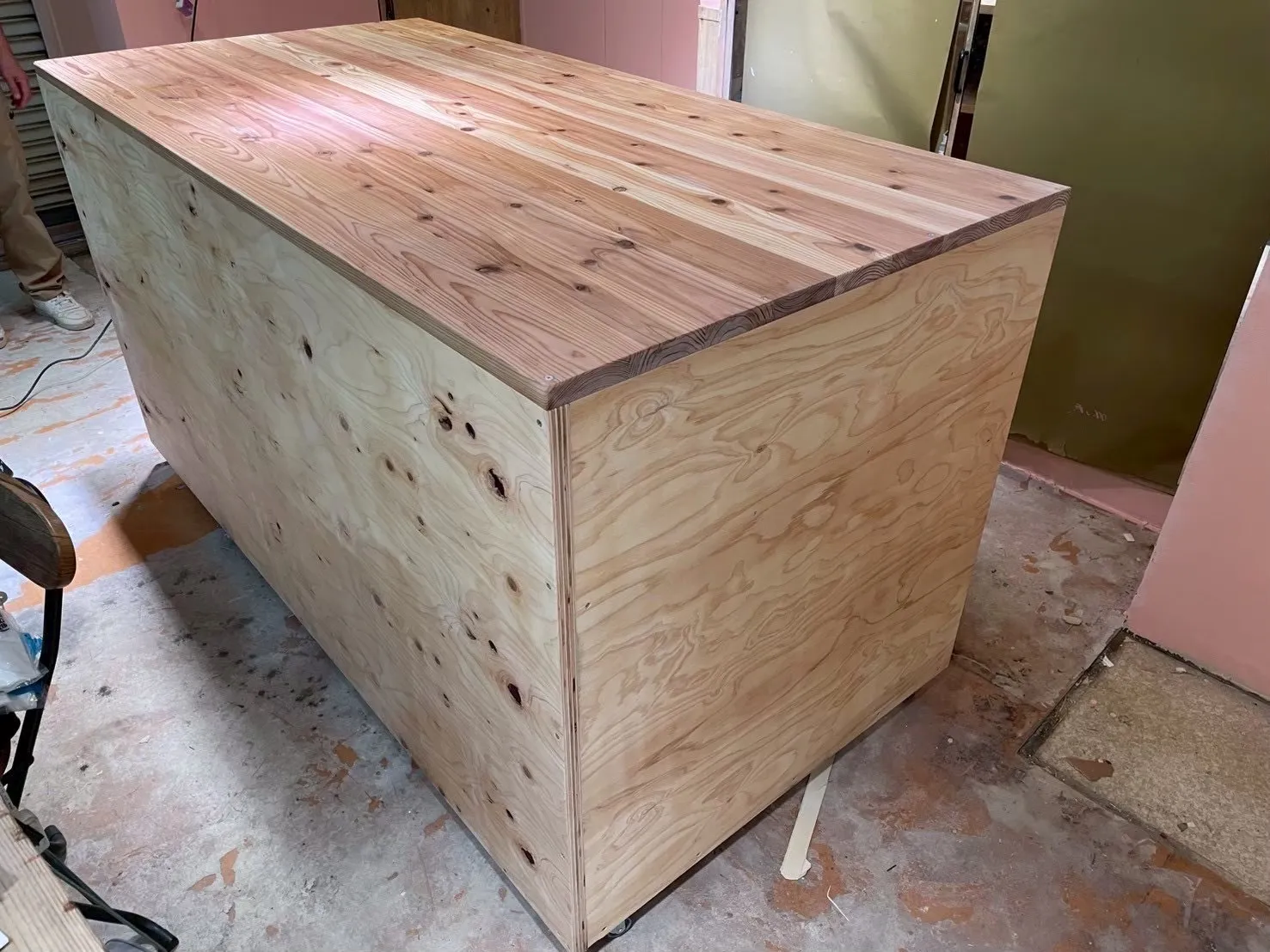 レジカウンター兼作業台　造作