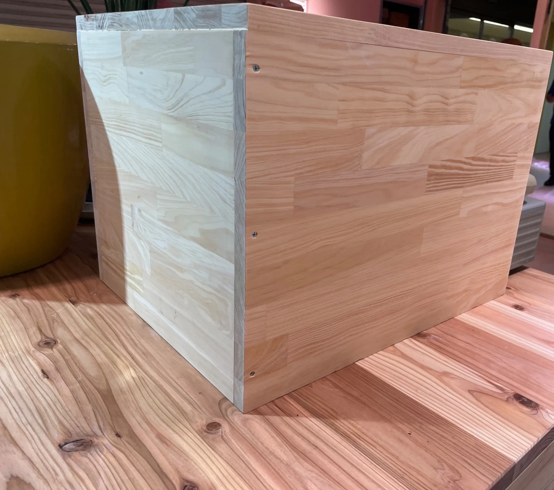 レジ囲い棚　　　造作